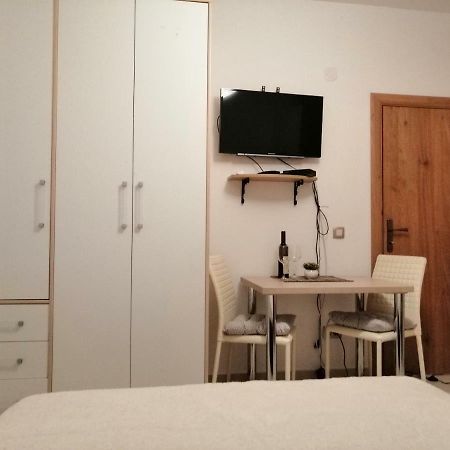 Studio Apartman Irena1 比耶拉 外观 照片